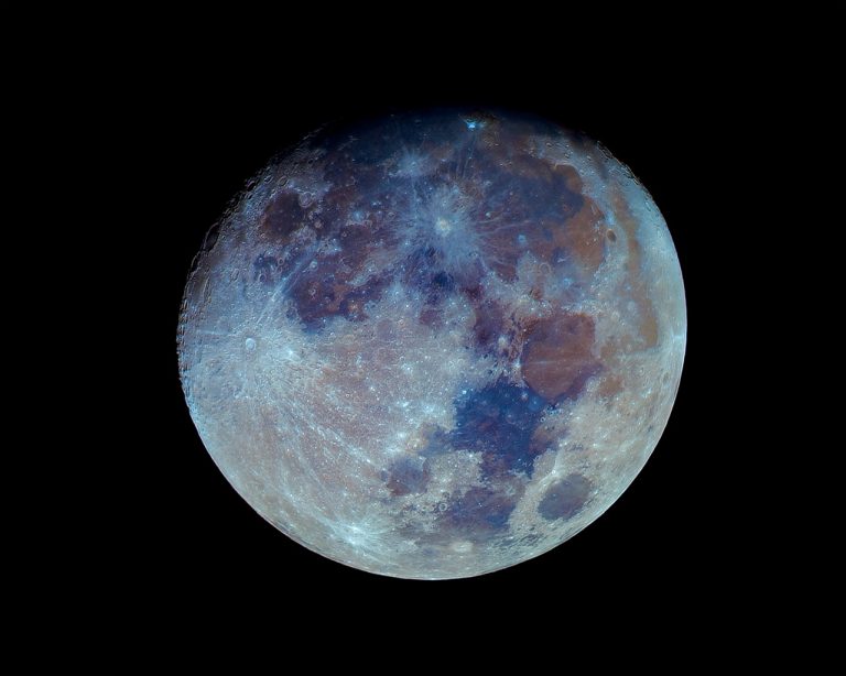 Tokyo hopes to put astronauts on the Moon in the latter half of the 2020s as part of NASA s Artemis program putting Japan On The Moon Real colors of our Moon in the night sky By NevenKrcmarek